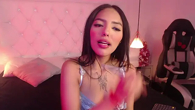 Liv20  online show from February 4, 2026, 8:04 pm