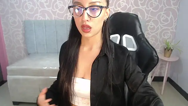 Branndy ch online show from October 10, 2025, 4:30 pm