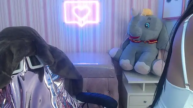 Branndy ch online show from September 26, 2025, 4:14 pm