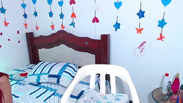 lorenacapelli online show from April 3, 2026, 2:07 am