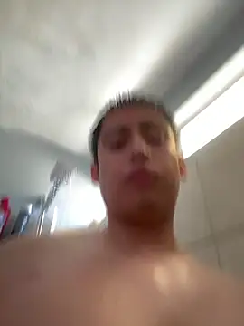 ohleafpix online show from September 23, 2025, 9:00 pm