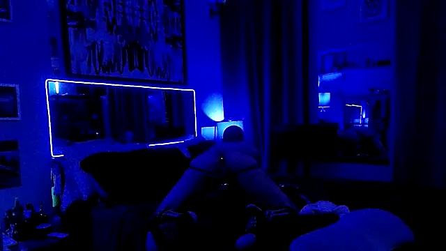 Snapshot of hungbot chatting on February 8, 2026, 11:52 am hungbot online show from February 8, 2026, 11:52 am