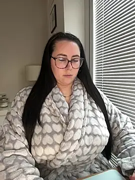 Ruby-Black online show from March 6, 2026, 11:16 am