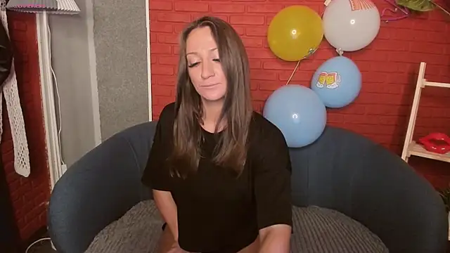 Miss Kamilla online show from September 26, 2025, 6:42 am