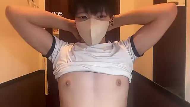 tora3220 online show from October 3, 2025, 12:28 pm