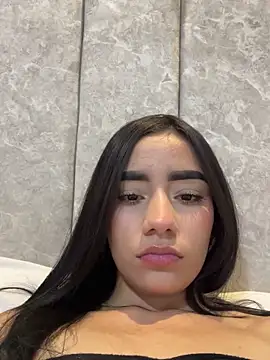 ISABELFORYOU1 online show from December 3, 2025, 3:18 am