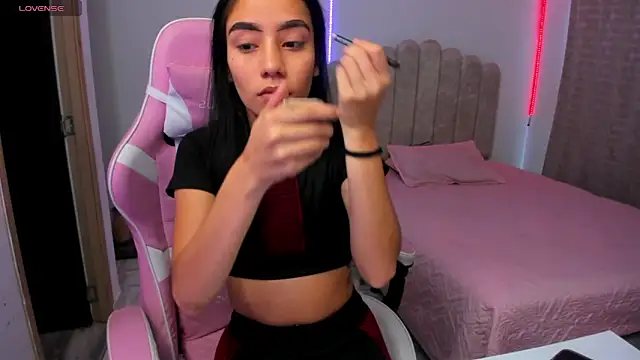 Snapshot of ISABELFORYOU1 chatting on October 2, 2025, 9:51 pm ISABELFORYOU1 online show from October 2, 2025, 9:51 pm