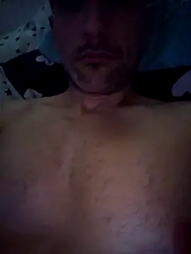 Snapshot of Ando1992 chatting on October 29, 2025, 3:33 pm Ando1992 online show from October 29, 2025, 3:33 pm