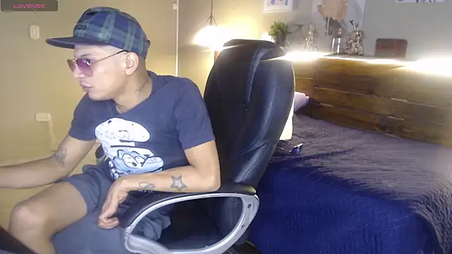 JackBanger  online show from September 30, 2025, 1:22 am