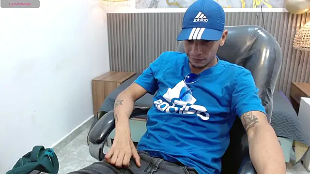 JackBanger  online show from October 18, 2025, 4:20 pm