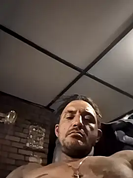 Snapshot of Grockham chatting on October 27, 2025, 11:16 pm Grockham online show from October 27, 2025, 11:16 pm