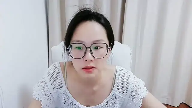 guai00 online show from June 10, 2026, 1:56 pm