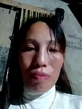 Sera sexy01 online show from October 3, 2025, 2:18 pm