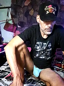 mexi16 online show from November 1, 2025, 4:30 am