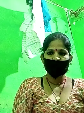 Cuty nensi online show from October 28, 2025, 5:50 am