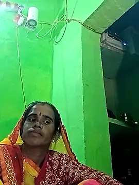 Cuty nensi online show from November 11, 2025, 5:57 am