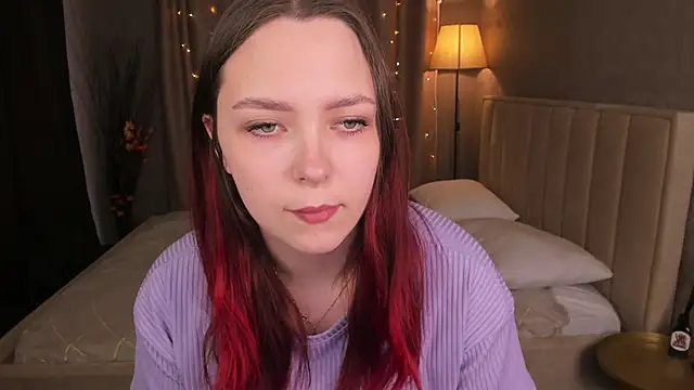 Monica  Queen online show from March 4, 2026, 5:26 am