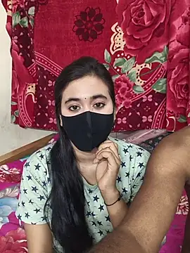 Love Queen11 online show from November 28, 2025, 4:40 pm