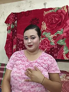 Snapshot of Love_Queen11 chatting on June 28, 2026, 4:13 pm Love Queen11 online show from June 28, 2026, 4:13 pm