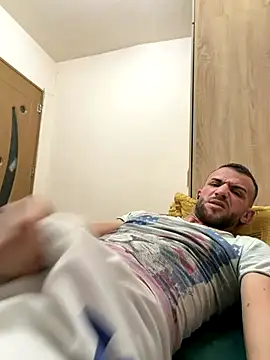 sexyman1936 online show from December 2, 2025, 12:44 am