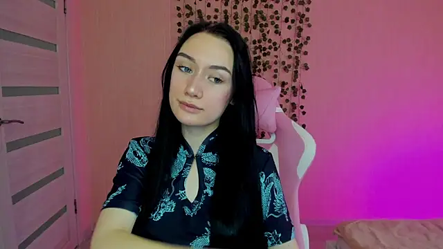 Snapshot of Arina_Meow19 chatting on November 1, 2025, 4:30 am Arina Meow19 online show from November 1, 2025, 4:30 am