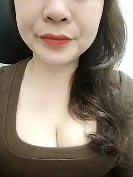 Girl Shy2000 online show from March 12, 2026, 2:43 pm