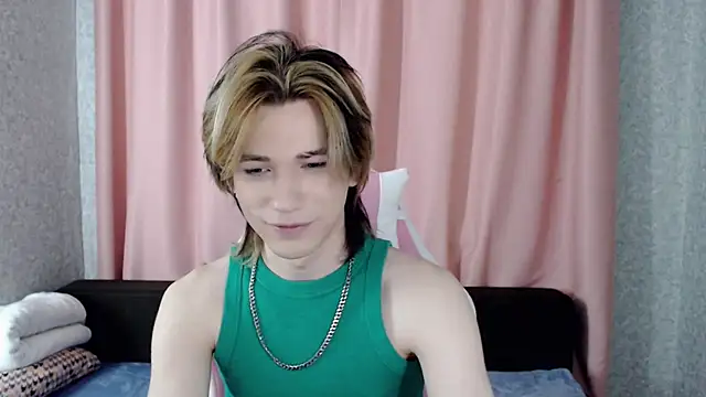 evan reinhart online show from October 9, 2025, 7:58 pm