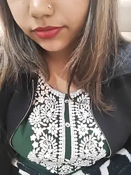 Miss Rose   online show from December 2, 2025, 9:11 am