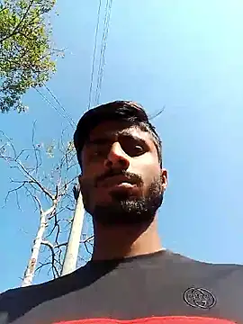 LesserUpset online show from November 28, 2025, 4:23 am