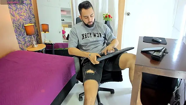 ted montoya online show from October 5, 2025, 5:58 pm