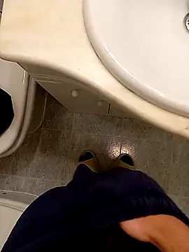 ruiiizz online show from March 29, 2026, 3:46 pm