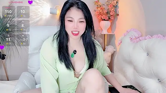 Huanhuan- online show from March 12, 2026, 9:02 am