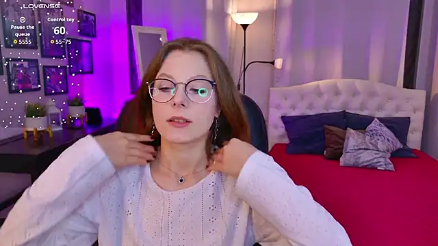 Snapshot of Bubblegum_Babe_ chatting on October 25, 2025, 8:09 pm Bubblegum Babe online show from October 25, 2025, 8:09 pm