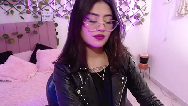 isa bunny18 online show from November 12, 2025, 12:15 am