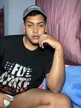 AaronMars  online show from October 3, 2025, 3:41 am