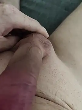 Snapshot of mandojed chatting on October 13, 2025, 8:05 am mandojed online show from October 13, 2025, 8:05 am