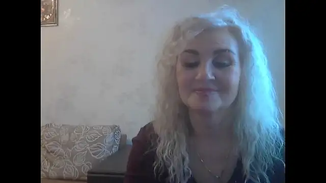 Snapshot of LadySexyBlond chatting on January 19, 2026, 6:17 am LadySexyBlond online show from January 19, 2026, 6:17 am