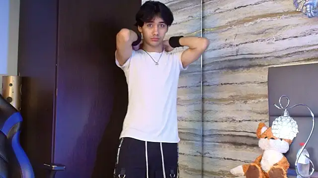 Lovers 21 online show from March 22, 2026, 4:16 am