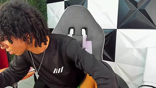 xion ez online show from April 10, 2026, 8:05 pm