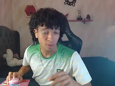 xion ez online show from October 14, 2025, 9:58 pm