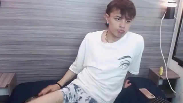 Jerom xx online show from October 1, 2025, 7:40 pm