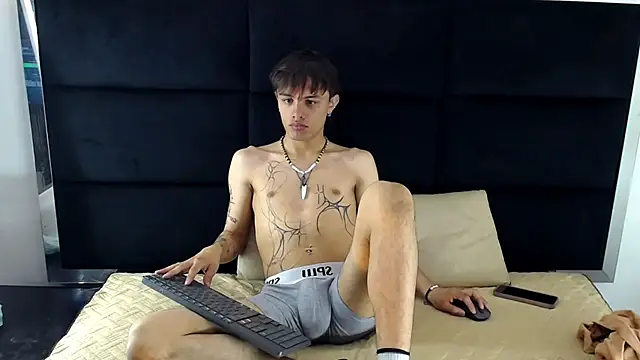 Jerom xx online show from October 23, 2025, 7:45 pm