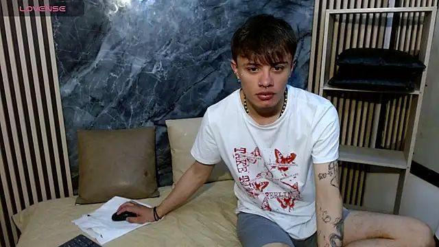 Jerom xx online show from September 27, 2025, 7:31 pm