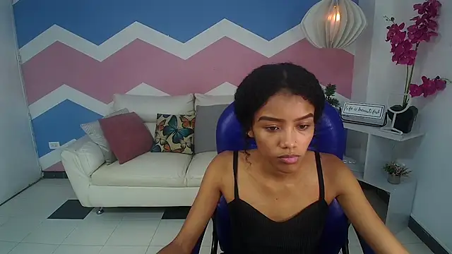 adisson petite1 online show from October 12, 2025, 5:14 pm