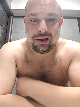 Snapshot of CristalDad chatting on October 26, 2025, 11:38 pm CristalDad online show from October 26, 2025, 11:38 pm