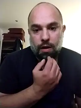 Snapshot of CristalDad chatting on October 15, 2025, 6:49 pm CristalDad online show from October 15, 2025, 6:49 pm