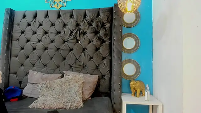 Kevinfox23cms online show from October 31, 2025, 5:48 am