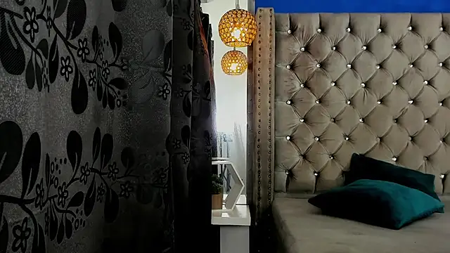 Kevinfox23cms online show from October 8, 2025, 4:19 pm