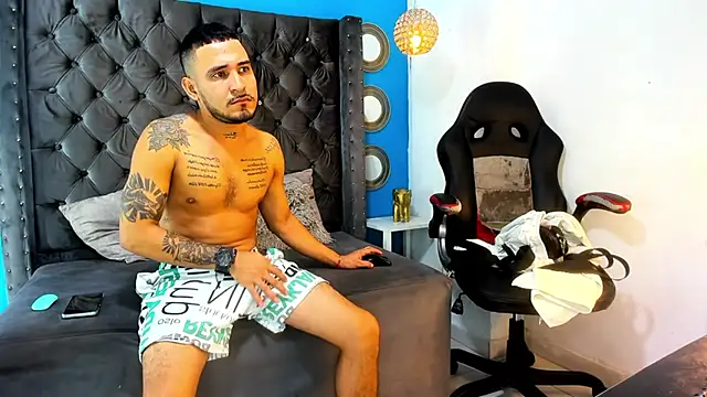 Kevinfox23cms online show from October 27, 2025, 12:28 pm