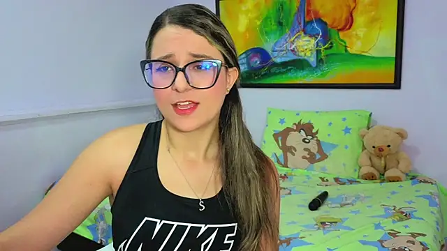 katiaa lovv online show from April 6, 2026, 12:06 pm